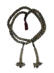 車渠念珠刻六字大明咒